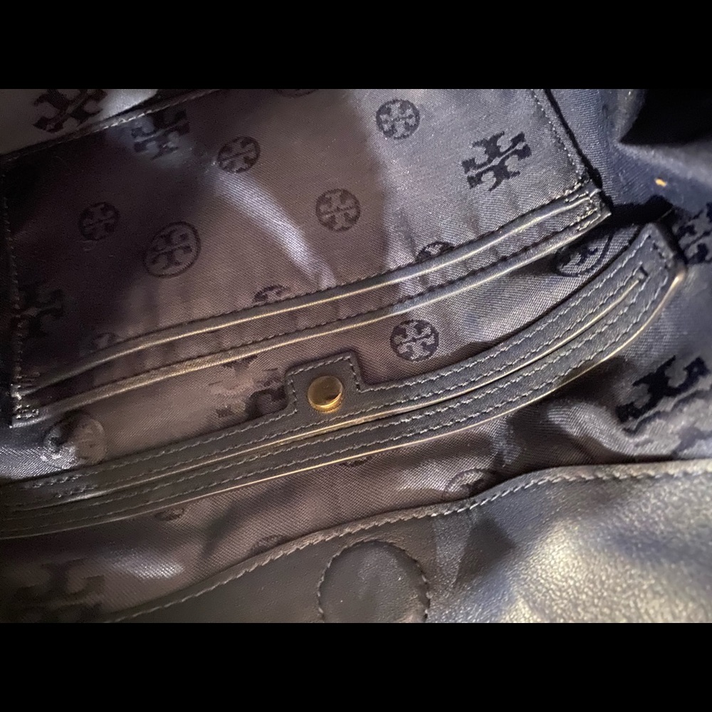 Leather Tory Burch handbag, dark purple - Picture 3 of 3